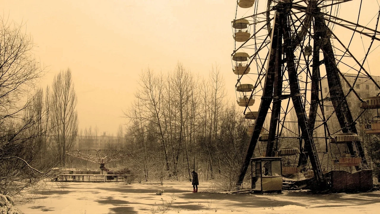Фильм Чернобыль: 30 лет спустя (2015)